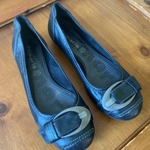 Tamaris Leather Flats